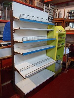 TCVTuCompravent's tweet image. Estanteria metalica para comercio blanca. 70€ tcvtucompraventa.com/mobiliario-tra…