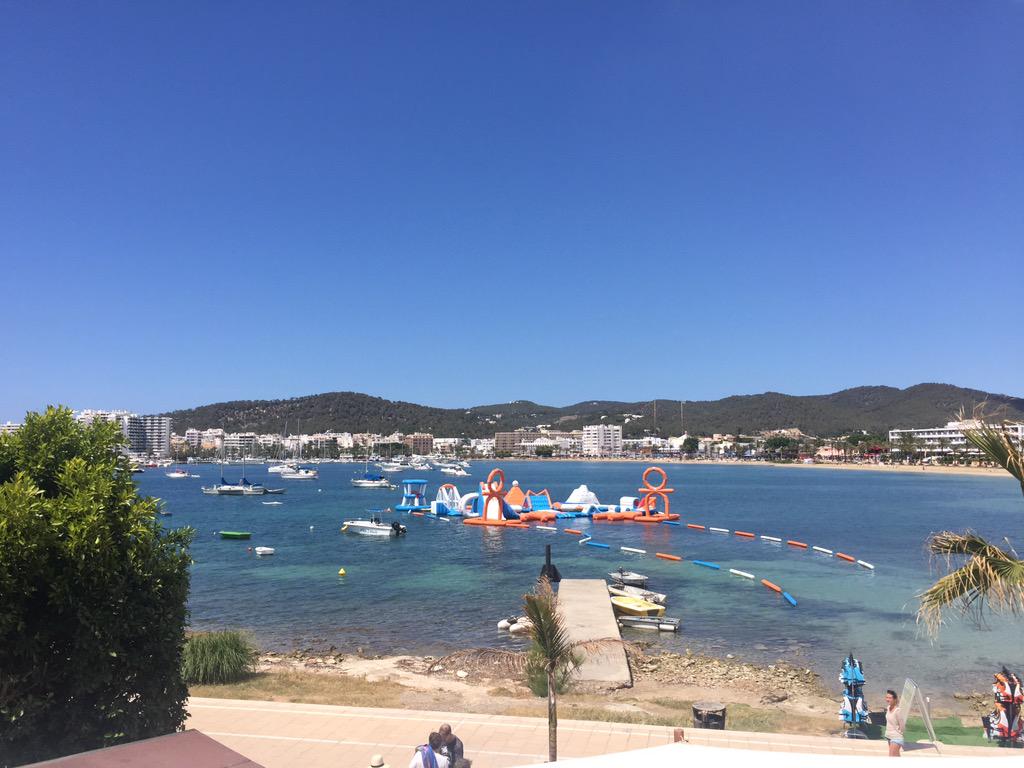 Ocean_Mania's tweet photo. The summer is here, come & join us before the @oceanbeachibiza opening today! #OM2014 http://t.co/NbhjwgcjNR