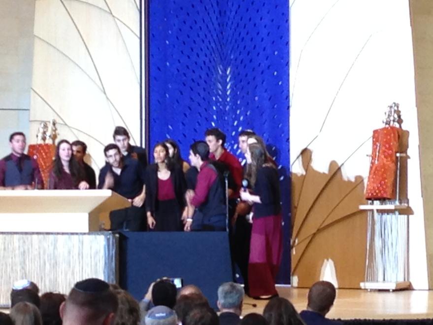 Being entertained by Univ of Md while waiting for POTUS to arrive at Adas Israel!!
