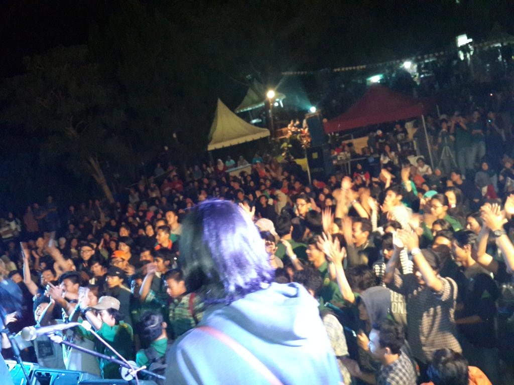 COME AND JOIN US!!! <a href="/symphonipolypho/">Alternatif Psyco Acid Space Fussion Dut</a> Thanks Bro!! <a href="/eSKa_UPI/">107.7 eSKa FM UPI</a> <a href="/HMS_UPI/">HMS FPTK UPI</a>