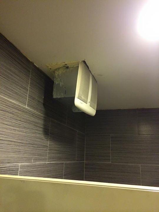 Hier is duidelijk <a href="/teundebeun/">Teundebeun</a> aan het werk geweest.. Toch maar de #vakman bellen voortaan. #airco