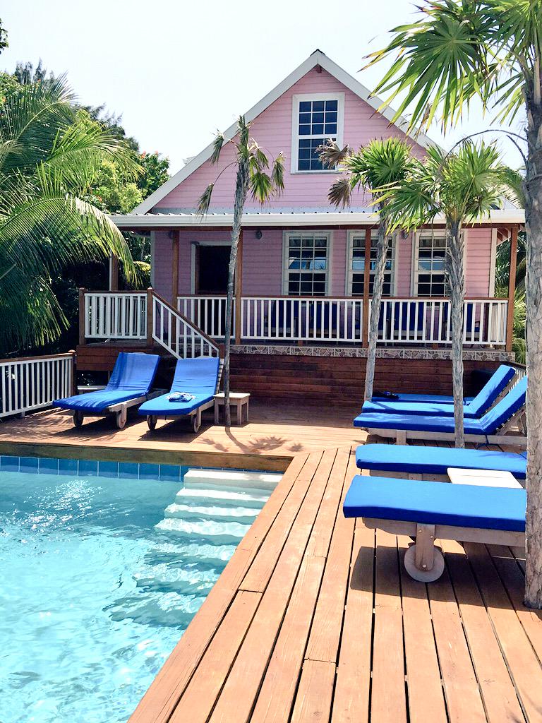 GeorgiaBarrett's tweet photo. Always neat to see housing styles in other countries! This was our cute pink house in #Belize 🌺🏡 http://t.co/oWntXwg4CM