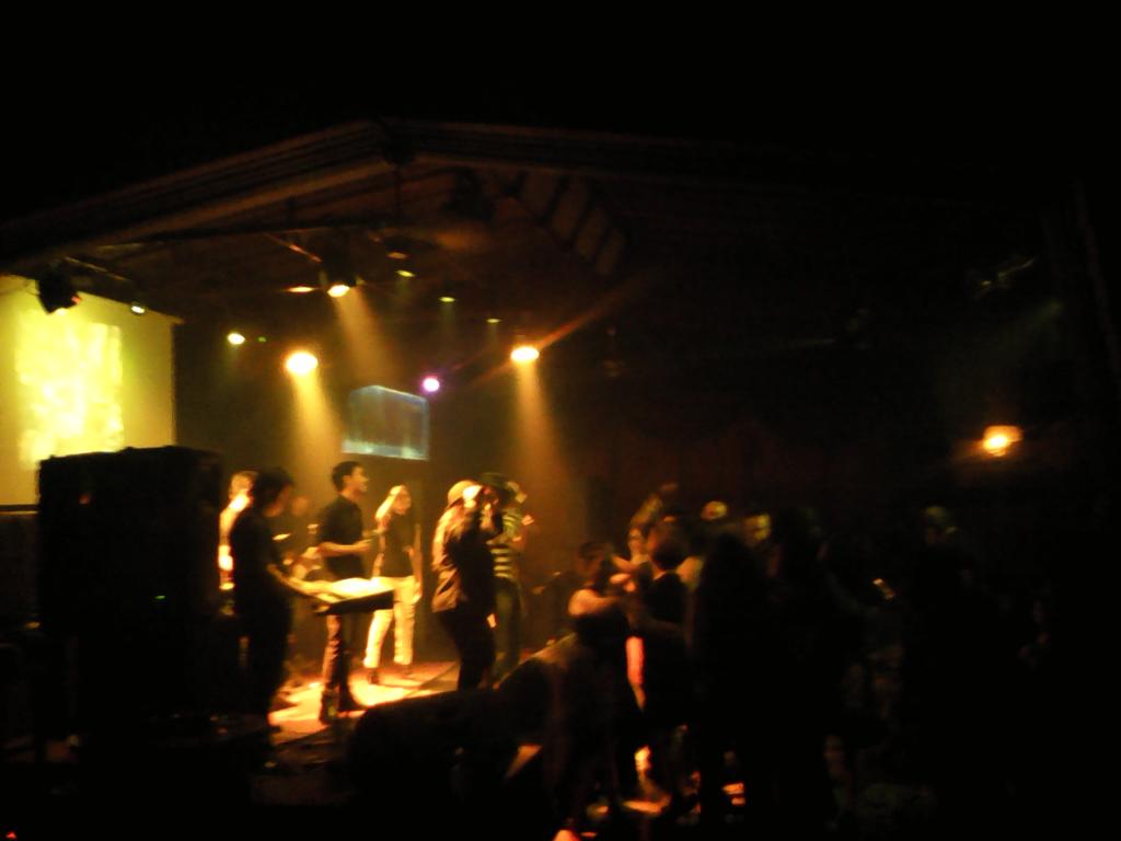 Refresh (@preangerpostweg) on Twitter photo 