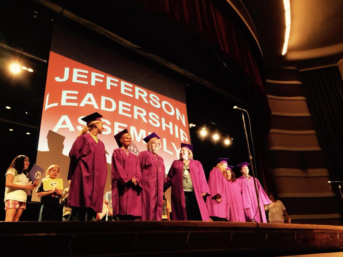 snzillig's tweet photo. Jefferson teacher leaders! @vondan @eduk8em http://t.co/LVG9qoHj8v