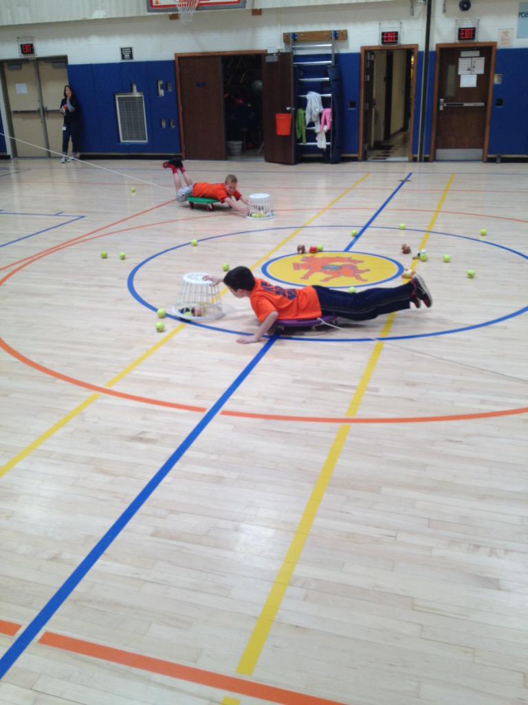 mreteam3's tweet photo. #MustangMadness #CollaborationMRE Hungry Hippos! http://t.co/iPwpTBRDKd