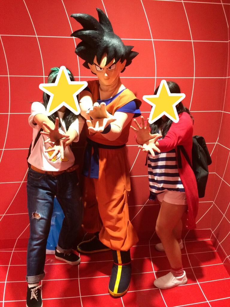22hashibiro's tweet photo. 今日はJ-World行ってきました(๑•̀ㅂ•́)و✧
めっちゃ楽しかった✨
やっぱ銀魂最高w
悟空と写真撮っちゃいましたw http://t.co/MpMPMHnRAQ
