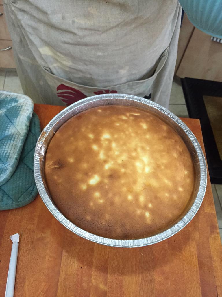 sfrantzman's tweet photo. .@kasaeyd made a #cake! #Shavuot #desert #cake #LordofCakes #Cakelife #cakeaday #eatcake #food #cakes #amazing. http://t.co/owXpZA16sf
