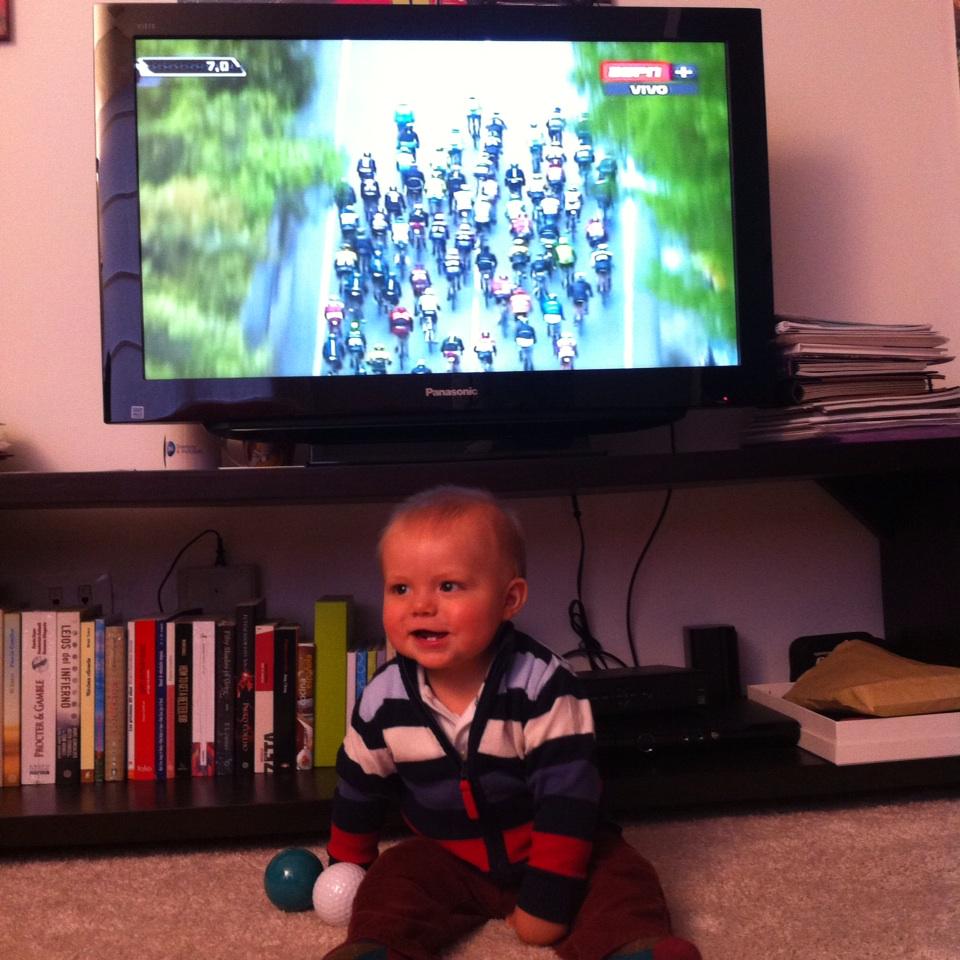 Rive0007's tweet photo. @mario_sabato Tu amigo Joaquin Purito Rivera como siempre en las grandes carreras. Ya de 10 meses #giroxESPN http://t.co/oDBvf1dexu