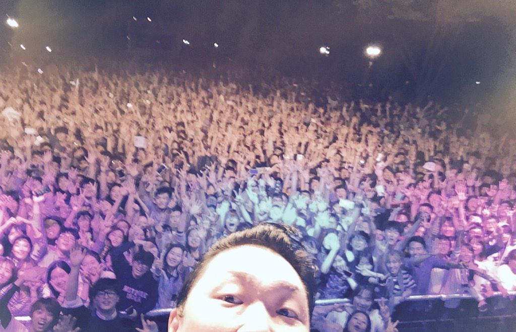 psy_oppa's tweet photo. #셀카 #selfie #서울시립대학교 #존잼 http://t.co/GOOkaoYq4C