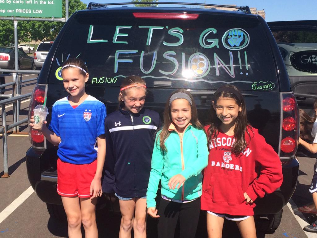 mwmomx3's tweet photo. Chicago or bust!! Looking forward to some #goodgoals this weekend! @groveunited @CLO4 @nnye66 @nye_grace @FusionSCMN http://t.co/gIgT6T11Zb