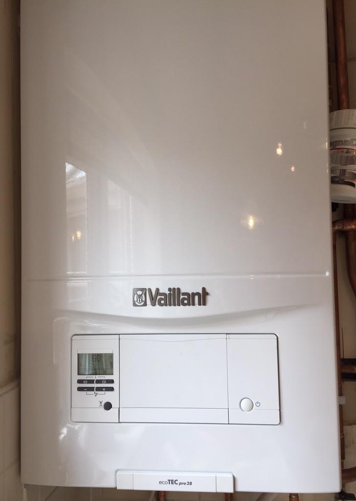 GarethWHeating's tweet photo. Another problem boiler replaced using @vaillantuk Eco Tech Pro @magnaclean @ADEY_Pro #7yearguarantee #warmcustomers http://t.co/SAJF16TGG0