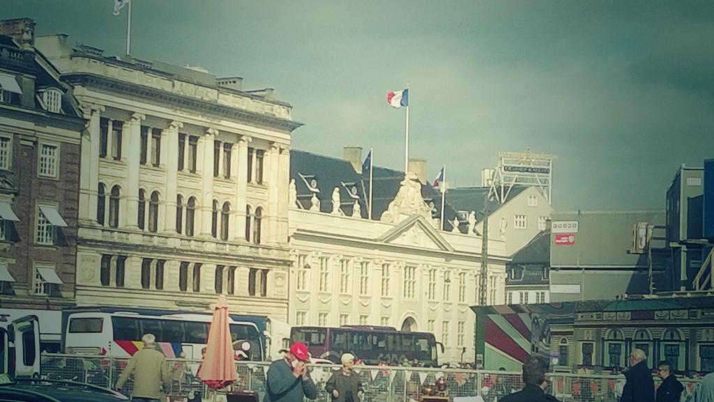 AssoEdexpress's tweet image. Ce soir Ed'Express a rendez-vous chez l'ambassadeur de France à #Copenhague !!! #edexpress2015