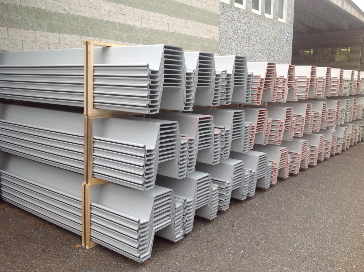 pvcsheetpile's tweet image. Nous sommes les seuls producteurs de palplanches en PVC en Italie.