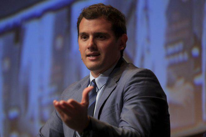 jmlopez_spinola's tweet photo. Porque quiero que las personas con talento no se tengan que marchar a otro país para tener futuro #YoVotoCiudadanos http://t.co/lR6s94Bavt