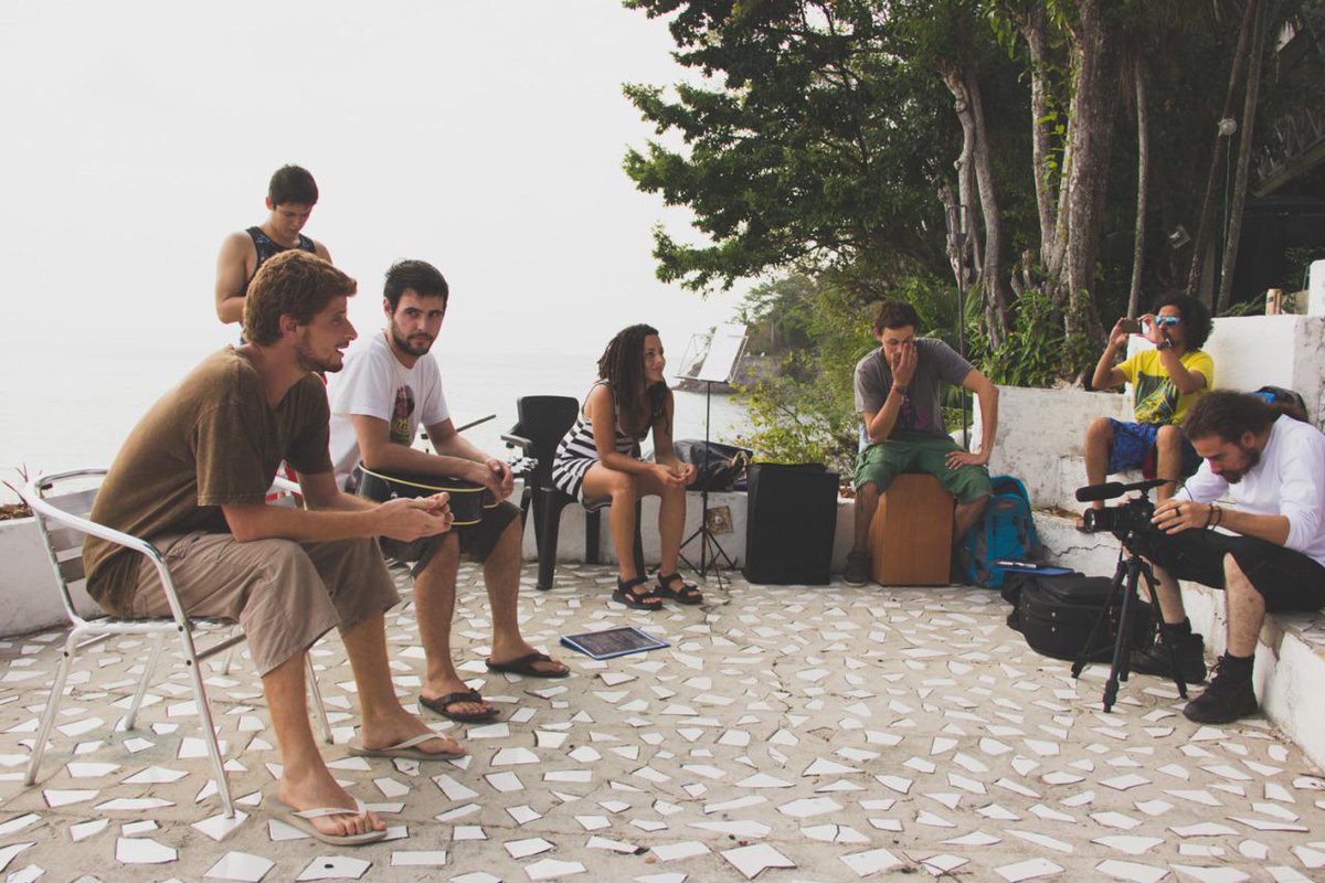 LaMusicaRecords's tweet photo. Paraíso es Providencia; Paraíso es aprender con #RedSonar... ¡Trabajando juntos por nuestros músicos! @mincultura http://t.co/8rWqcTckdw