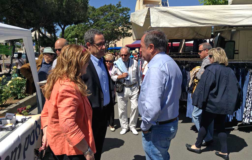 ciuplatjadaro's tweet photo. RT@Gironanoticies: Giraut assegura que el programa de CiU és “ambiciós i engrescador” http://t.co/5Kl5aNyTDm #24M http://t.co/LVvCzmRknD