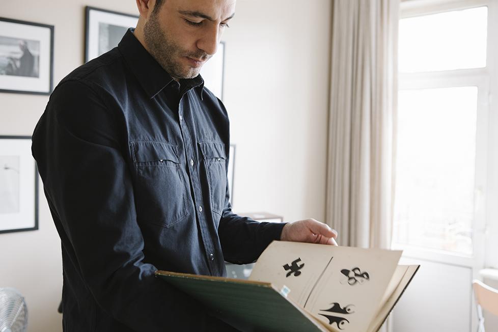 Kapak tasarımlarının #kitap satışlarına etkisini #geraygencer'e sorduk. Okumak için: kat.io/interviews/ger…