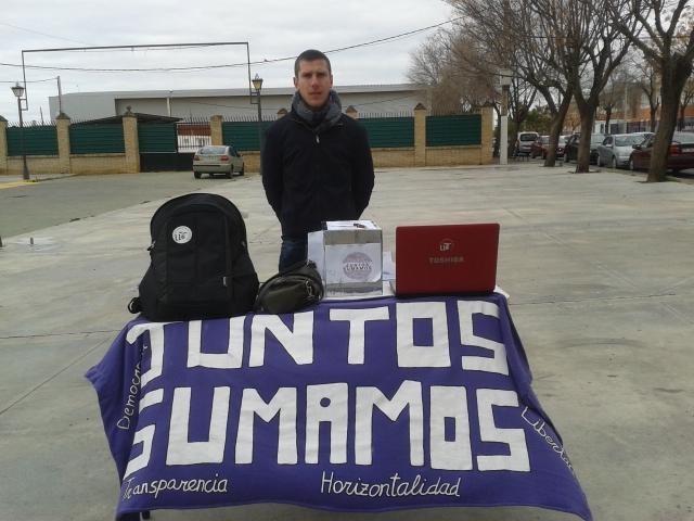 Podemosluisian's tweet photo. El camino se demuestra andando.
PARTICIPACIÓN: lista abierta a todos los vecinos http://t.co/nE0vyMlCRQ