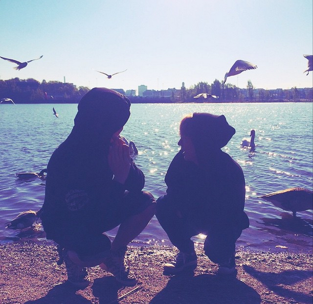 BeMyStar_Arg's tweet photo. {150522} Actualización del instagram de Donghyun
Mañana en Finlandia #Relajandonos #Caminando #ConMinungieYJjomaennie http://t.co/cPNRjQYFtJ