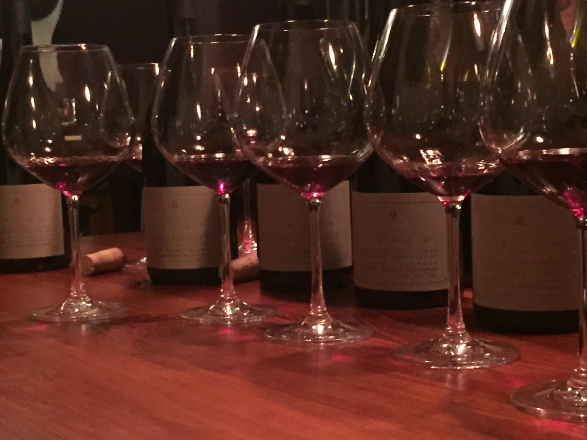orderoso's tweet photo. #fbf to the time we tasted all 27 vintages of @SeanThackrey 's Orion. What a great idea @StephenTanzer1 ! http://t.co/BfDht7Qhee