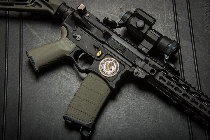 lapelpinsplus's tweet photo. @firearmblog Great article on Challenge Coin Receivers! http://t.co/HYXTi998V0 #ar15 @AR15COM http://t.co/vxPYKyuEw5