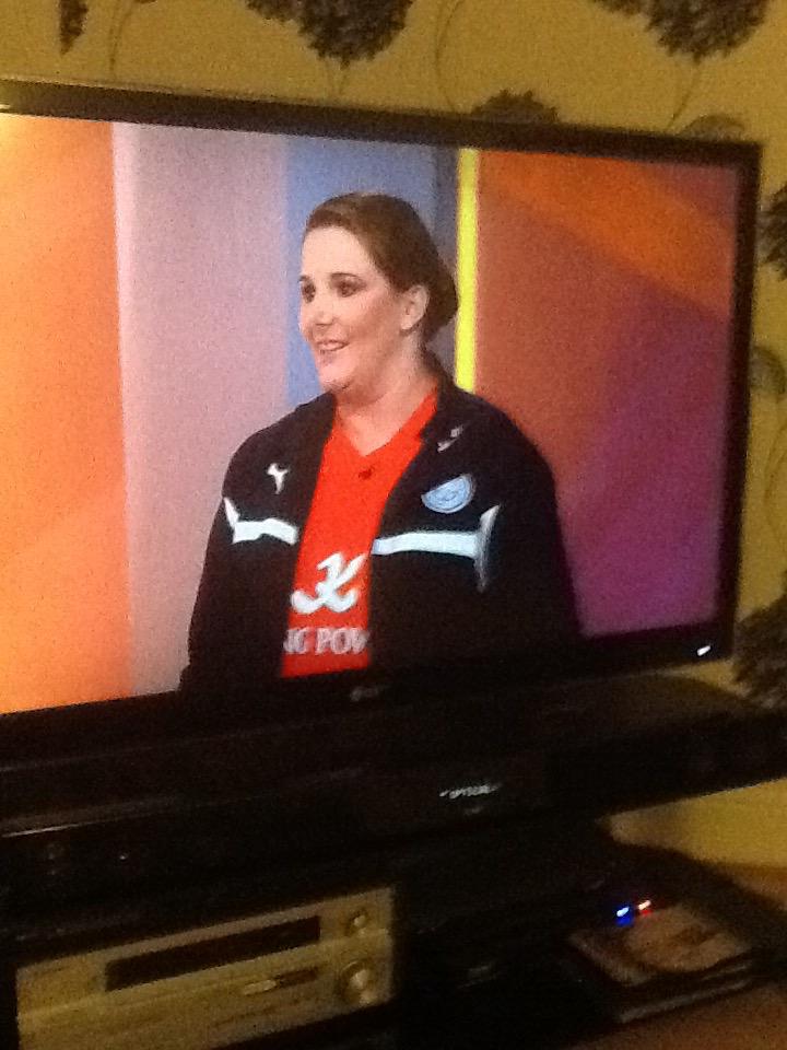 EzKilby's tweet photo. Loved @SamBaileyREAL on A League of Their Own @LCLadiesFC got a mention #LCLFC #foxesneverquit #womensfootball http://t.co/tGzS29Ksk2