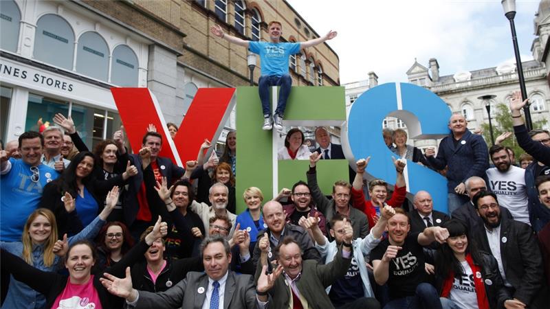 AJENews's tweet photo. High turnout reported as Ireland votes in referendum on gay marriage http://t.co/lSys6SGJae http://t.co/9G6zUzfGCd