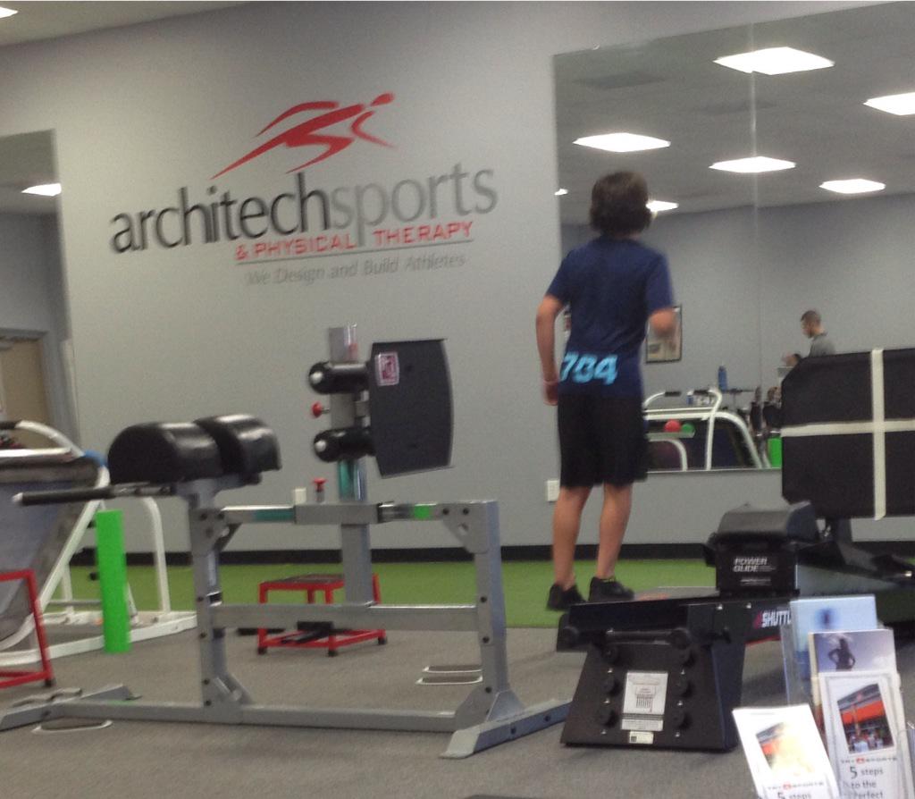 John_Todaro's tweet photo. @Team24_7Lax kicks-off in a week with @NXT_events #SCShootout.  Thanks to @ArchitechSports for making me stronger. http://t.co/ni0MisPrHZ
