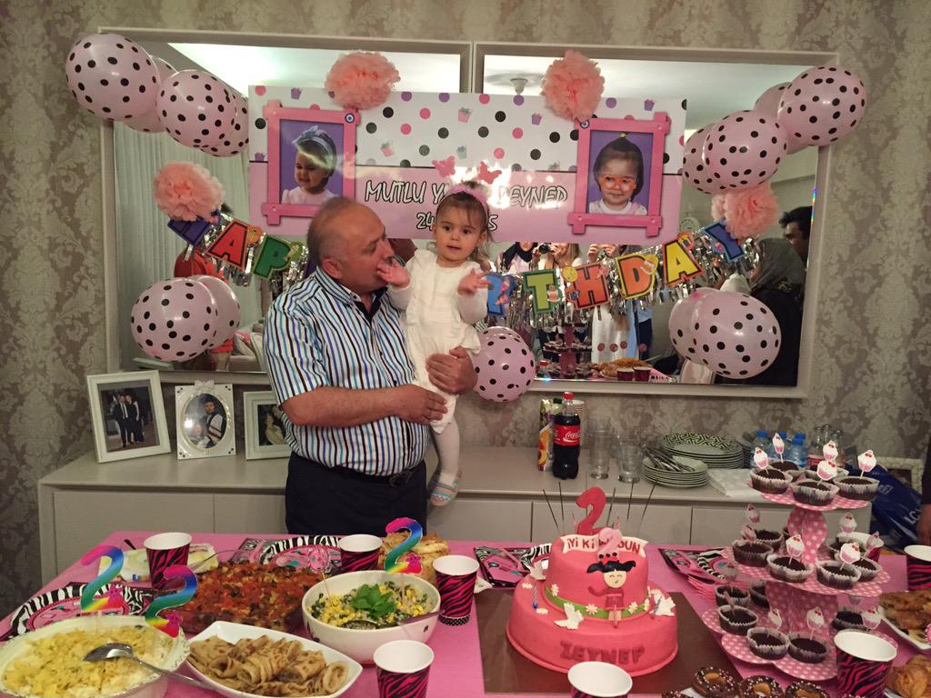 aydar_isa's tweet photo. Torunum Zeynep'in 2.yaş Gününü kutluyoruz sağlıklı huzurlu nice yıllar diliyorum http://t.co/gY3ajYxwFF