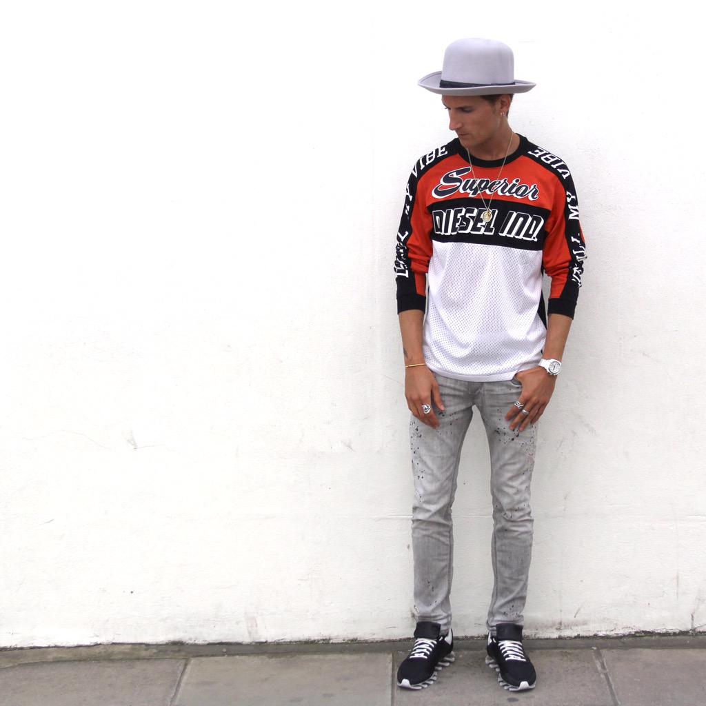 Proudlock Style tweet media