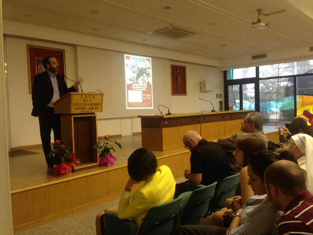 LCiocchetti's tweet photo. Bellissima giornata che dimostra che ci sono persone e politici diversi #grazieoliviero http://t.co/32SXGwnBdf