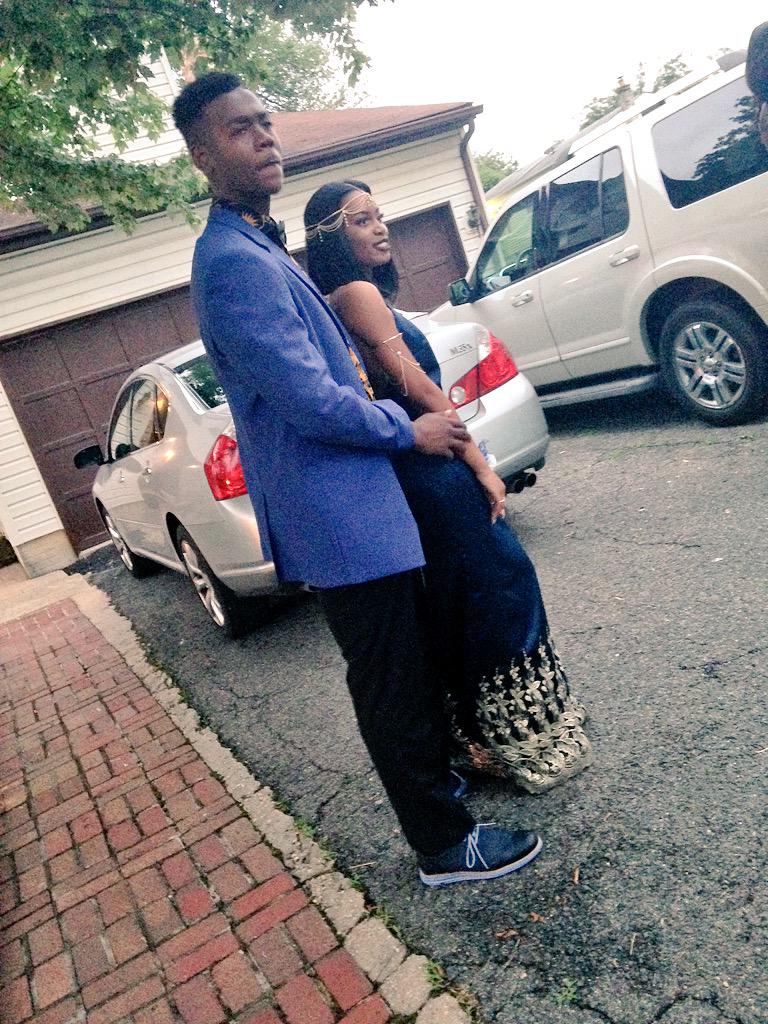 _shelovesaann's tweet photo. #FriendlyProm2k15
#NightToRemember πͺπΎ http://t.co/4XvI6aLSbd