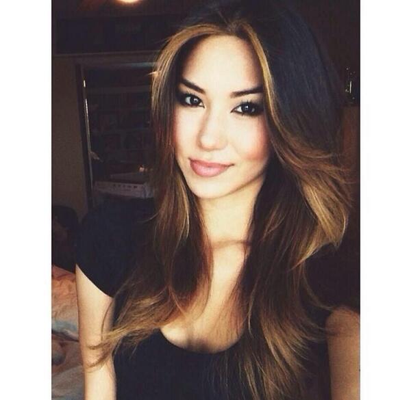 GirlsHotFR's tweet photo. #PostBadAsian http://t.co/F4DT5iYGjM