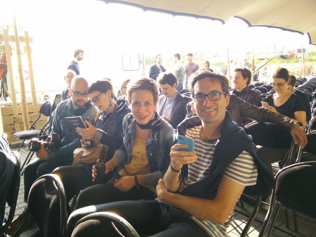 RueDuWeb's tweet photo. Tous prêts! #drinkandwork #gplouf #rueduweb #macridil #nest_up http://t.co/gb5Hp3MCHB