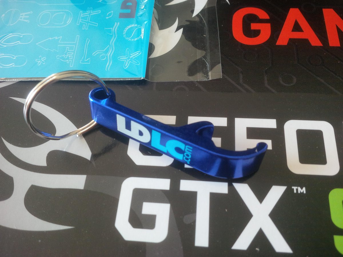 Androck49's tweet photo. Sérieux je vous kiff @LDLC ^^ #decaps http://t.co/OCveMbYirs