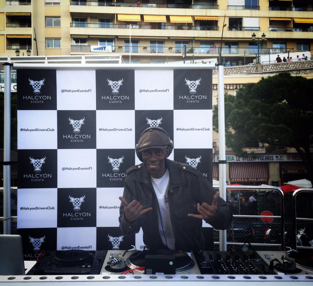 HalcyonEventsF1's tweet photo. #MaxiJazz sound checking and ready to party tonight on the #DriversClubYacht #MonacoGP #F1 #Party http://t.co/ISclNSNKlo