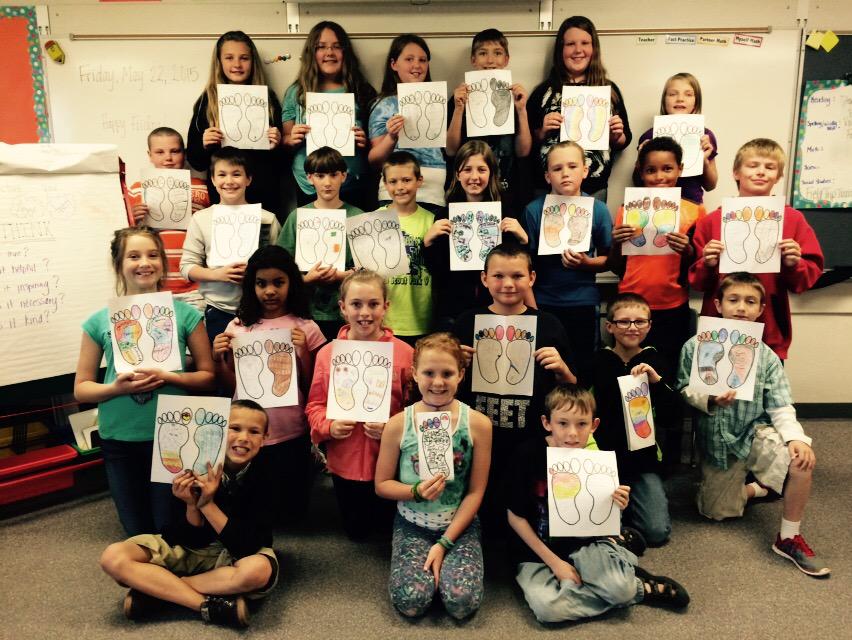MrsWilsonSES's tweet photo. What does your digital footprint leave behind? Retweet to show how fast media spreads! #digitalcitizenship #LPSelma http://t.co/IfxJ6tdxaK
