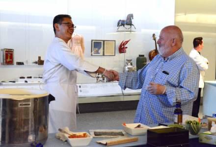 DiningBisnow's tweet photo. That time @ChefMichelR made sushi. https://t.co/Q10xm05xyu http://t.co/N56vABzj8V