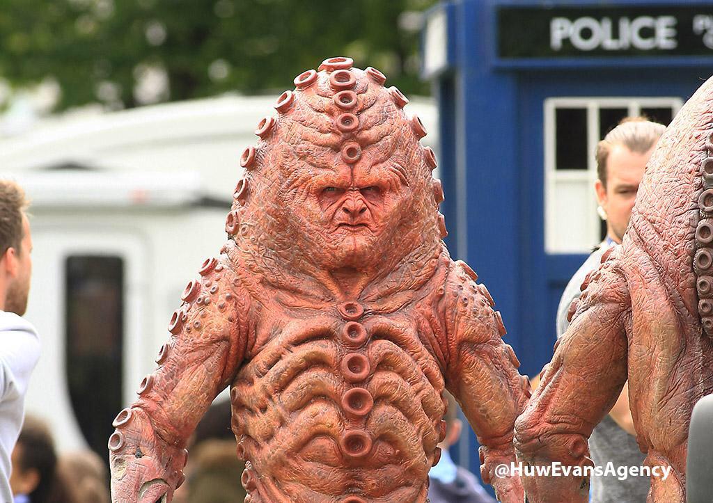 DWFilming's tweet image. Zygon children? The Doctor on a playground? What's going on?! Thanks for the great pictures, @HuwEvansAgency!