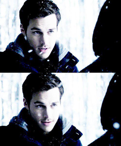 ackles_fans's tweet photo. I do not know why, but I'd love to grab him and drag in his lair. Sorry @ChristophrWood http://t.co/uWMhSFXdVI