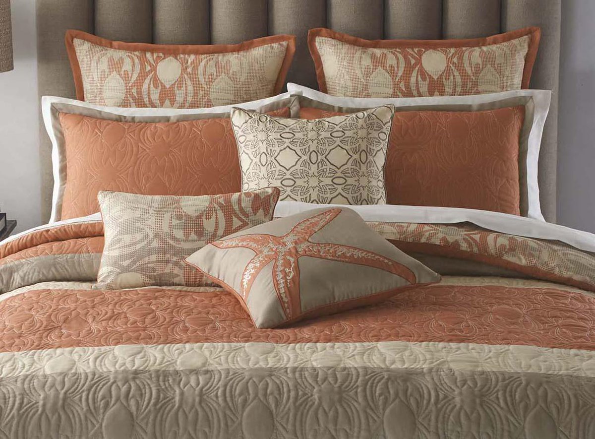 CHFIndustries's tweet photo. Bryan Keith bedding reminds us of sandy beaches &amp; gentle ocean waves. Happy start of summer! http://t.co/besLhPvoyk http://t.co/yZfLvz4Jmb
