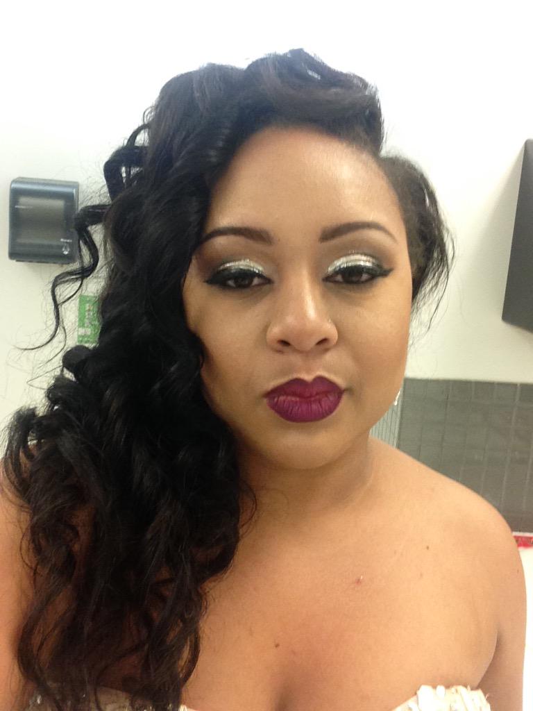 napsholdme's tweet photo. #recapofPROM #FriendlyProm2k15 http://t.co/0ZawcPW6kV