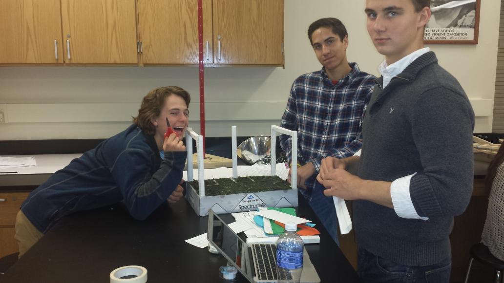 SCHphysics's tweet photo. Building paper roller coaster to follow up a great field trip at Six Flags http://t.co/rTkljgGa44