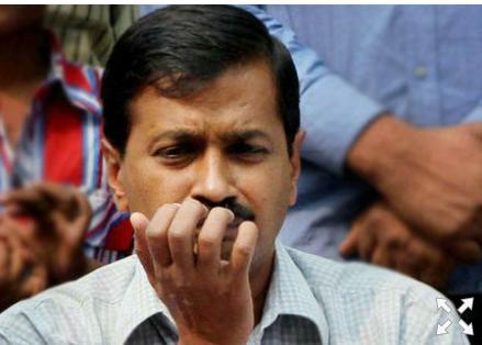 ShivshankarS's tweet photo. @ArvindKejriwal рдПрдХ рдмрд╛рдмрд╛ рдХреЗ рдкрд╛рд╕ рдЧрдП
"рдмрд╛рдмрд╛ рдореИрдВ рд╣рд╛рде рджрд┐рдЦрд╛рдиреЗ рдЖрдпрд╛ рд╣реВрдБ"
рдмрд╛рдмрд╛:
"рд╣рд╛рдБ рдЕрдм рддреВ рдореБрдВрд╣ рджрд┐рдЦрд╛рдиреЗ рдХреЗ рдХрд╛рдмрд┐рд▓ рддреЛ рд╣реИ рдирд╣реАрдВ" http://t.co/DJ2jQIhbfk