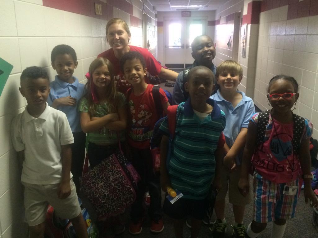 KdixonTCE's tweet photo. Last day of school fun!! ☀️ #movingonto3rd #hellosummer http://t.co/9QN5Q8Qr9f