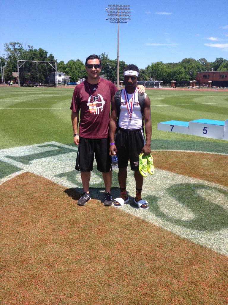 Clark2theMac's tweet photo. A-AA triple jump state champion Zack Dobson. #proudcoach http://t.co/nyBeg0V87L