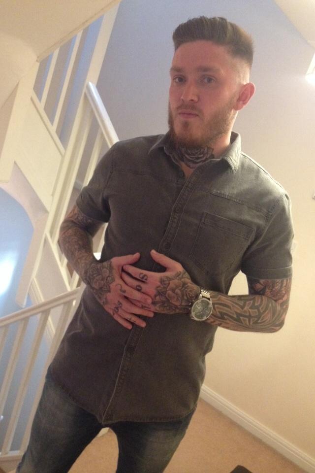 WildCookeo's tweet photo. Boys night #drinks @Inkgeneration @TattooSociety13 @tattoojap @Beytell66 @inkedandbearded @TattooedAnNaked http://t.co/swntRerxh8