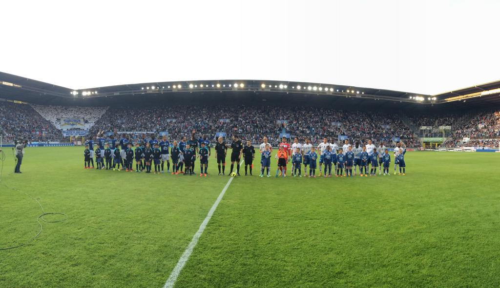 flo_robin's tweet image. Nous ne sommes pas 11 mais 26.724 ! Que le spectacle commence... #RCSAUSC #ObjectifLigue2 @RCSA_Officiel