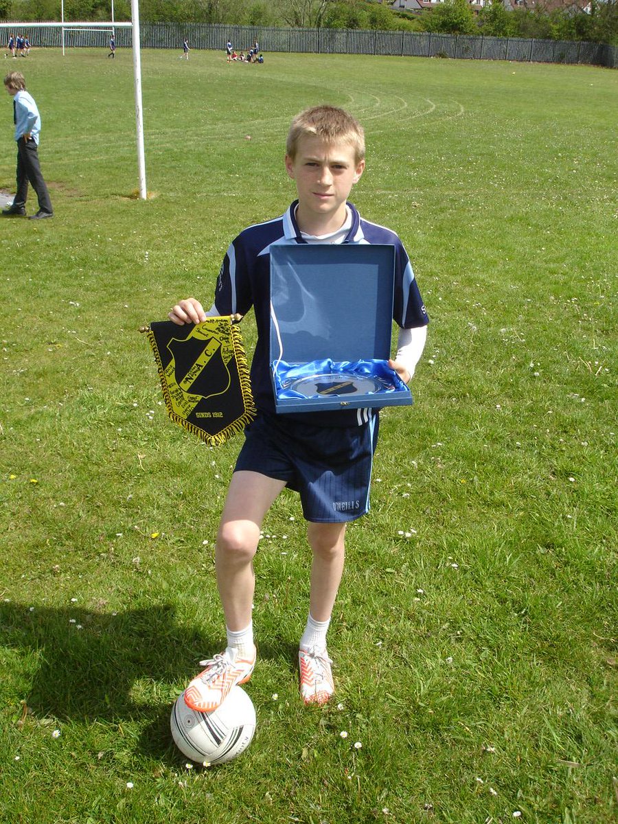StBenedictsCol's tweet photo. Sean capt and Man of the Match in QATAR for CLUB NI. @KickhamsCreggan @FriendsCreggan #someexperience #congrats http://t.co/EkQ7UIgmNH