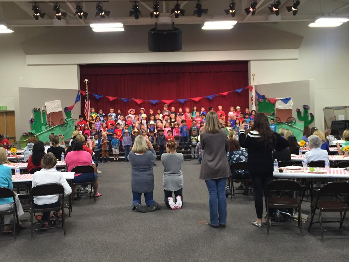 Midland_PUSD's tweet photo. Volunteer Appreciation Luncheon! http://t.co/UHRkLkQkUH